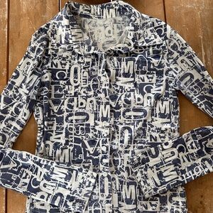 Source unknown Korean brand graphic button down